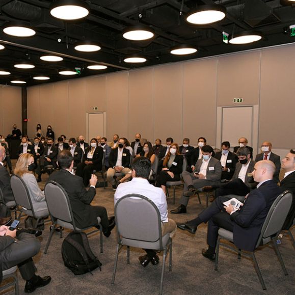 Brasil está mais atrativo para o capital estrangeiro, dizem investidores