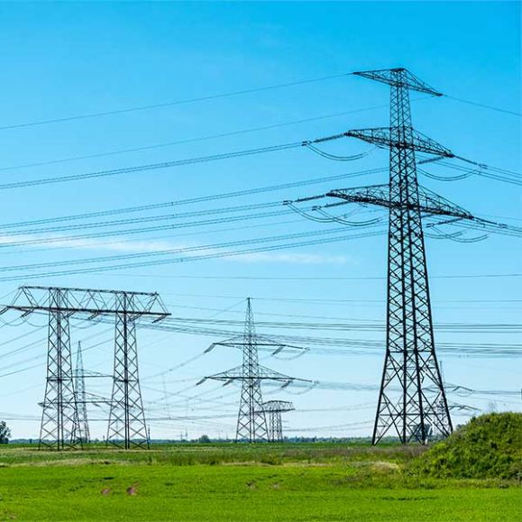 Novas linhas de transmissão devem reduzir impacto da crise hídrica